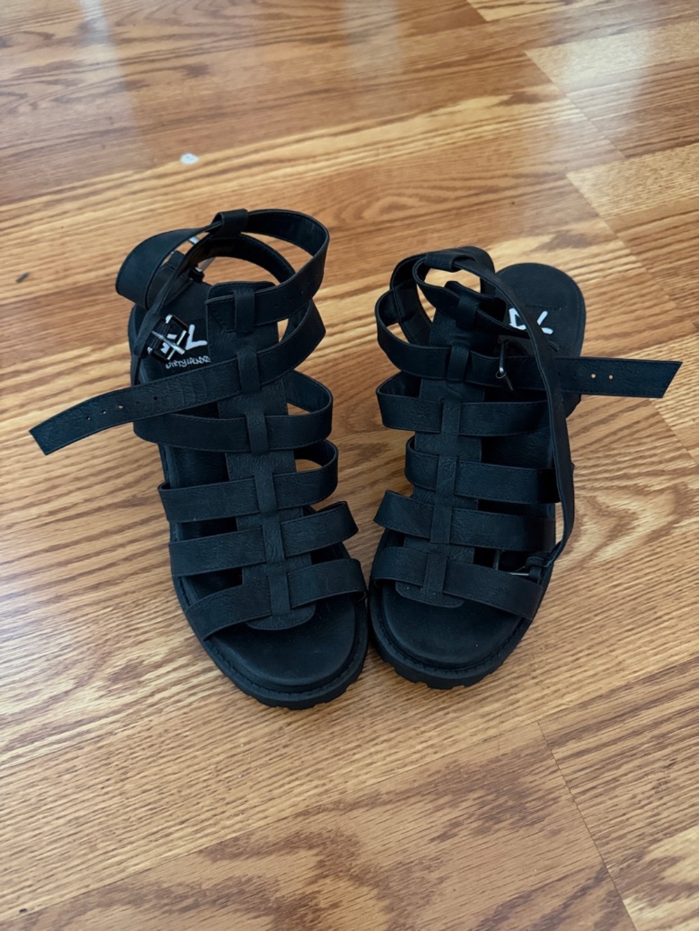Black Strappy Gladiator Sandals - Dirty Laundry, 6.5